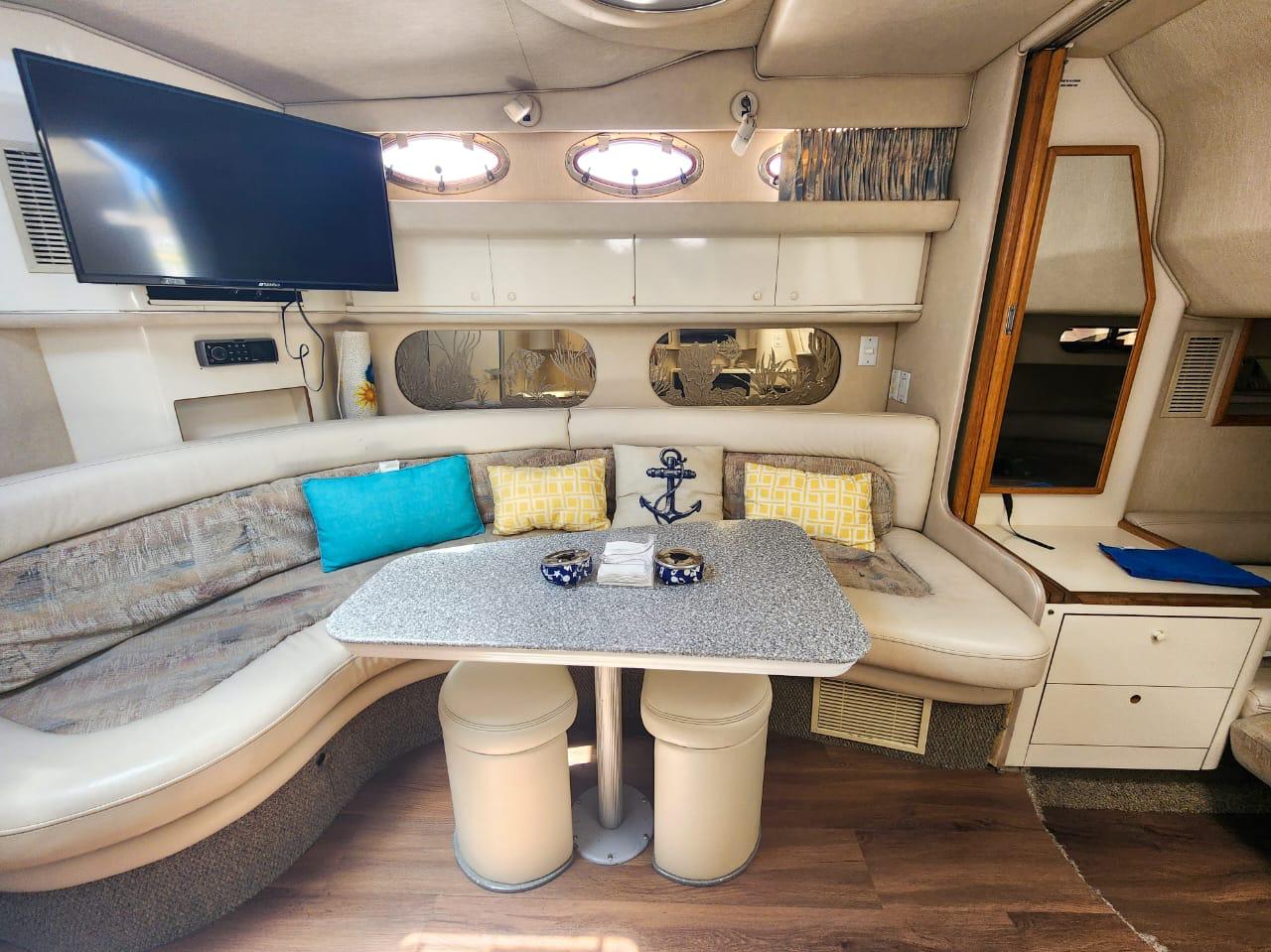 Yacht 1